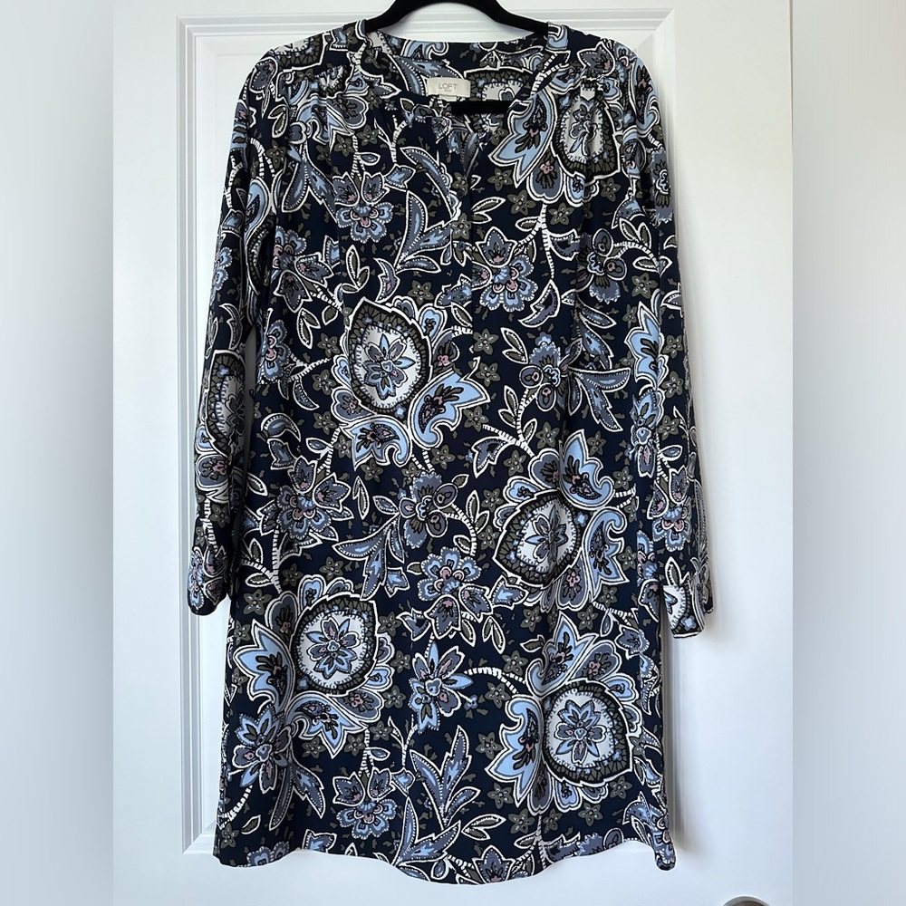 Loft outlet long sleeve dress blue and green size small